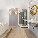 17 Deribasivska 4-room