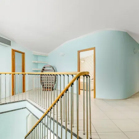 Daire 17 Deribasivska 4-room *